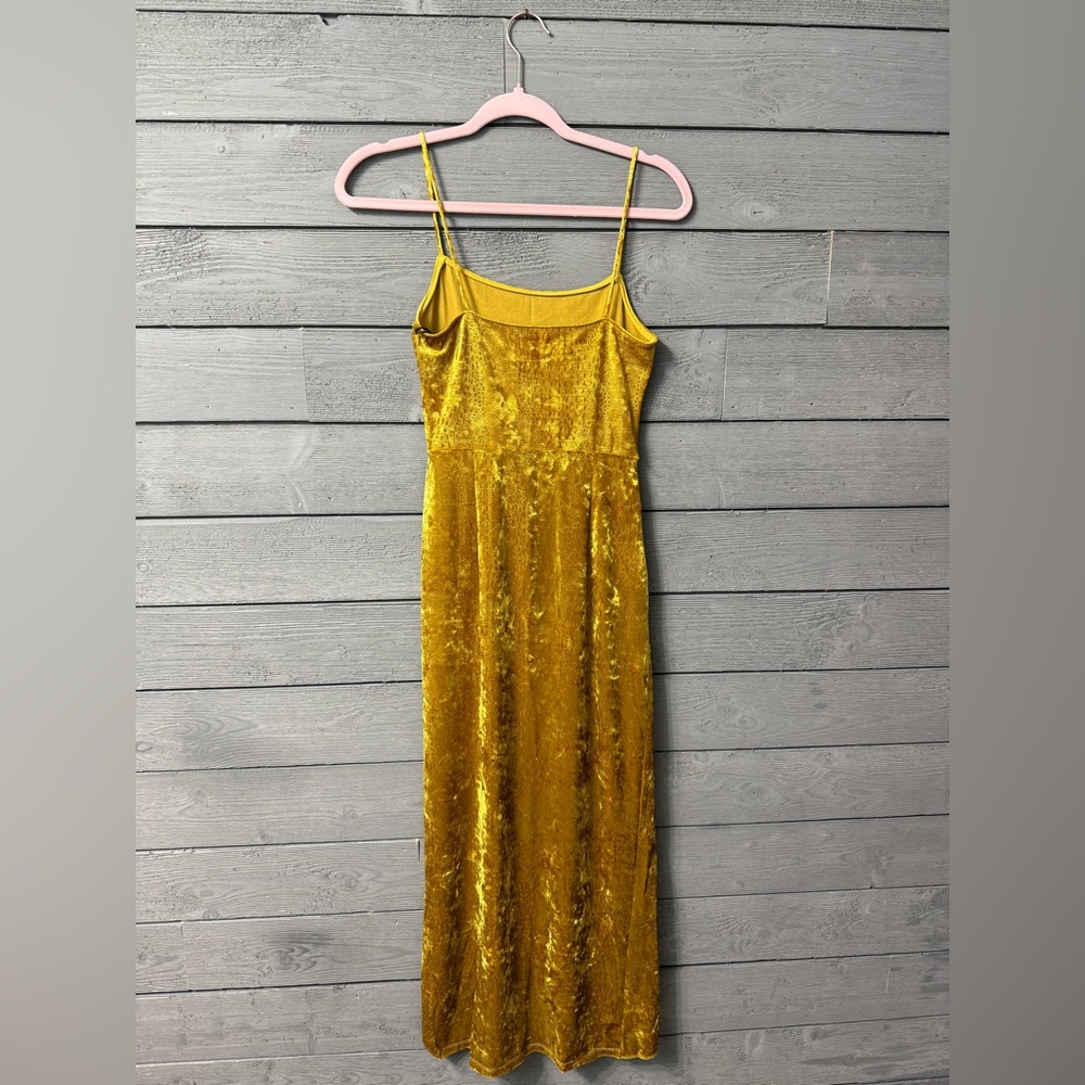 NWT Saylor Yellow Gold Velvety Reptile Texture Dress XS Summer Club Party Date - Picture 11 of 16